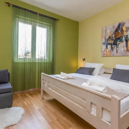 Cozy In Biograd Na Moru